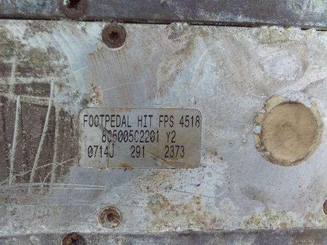 Pedale acceleratore per Hitachi ZW310 Foto 3