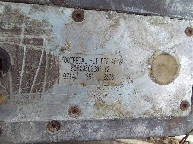 Pedale acceleratore per Hitachi ZW310 Foto 4