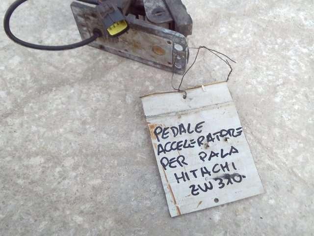 Pedale acceleratore per Hitachi ZW310 Foto 6