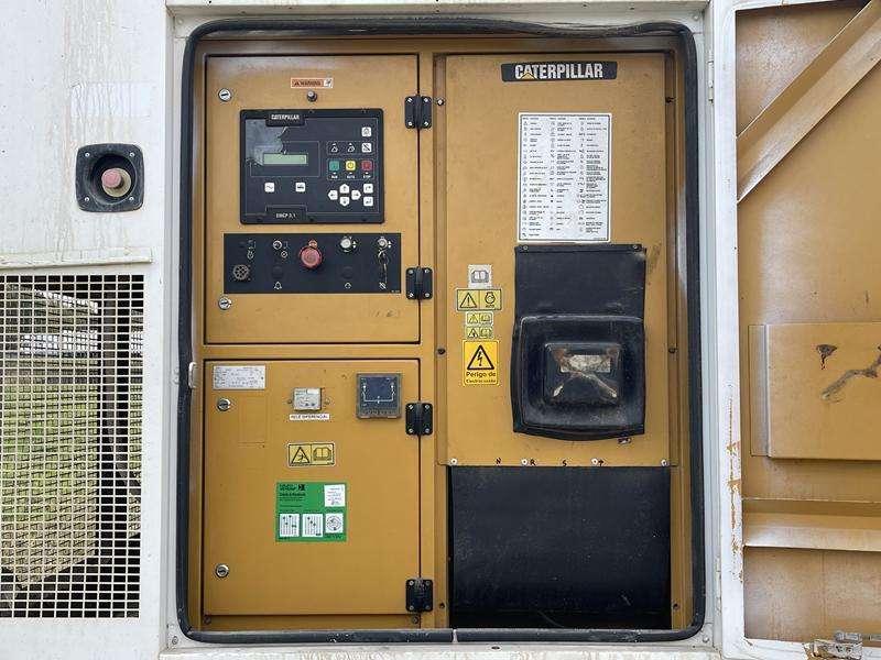 Caterpillar C 18 - 700 Foto 7