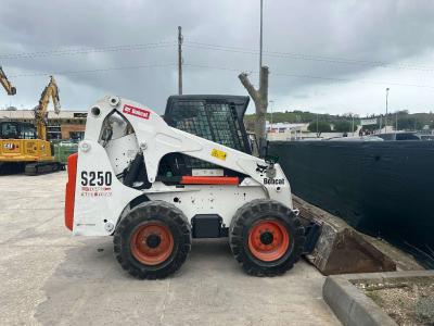 Bobcat S250