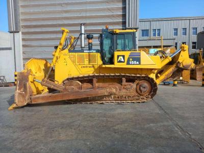 Komatsu D155A-6R (4pcs available for sale in Abu Dhabi) Foto 1