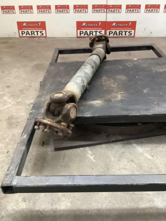 ALBERO DI TRASMISSIONE TRA CAMBIO E PONTE POSTERIORE PER IVECO 260/330 R 35 Foto 2