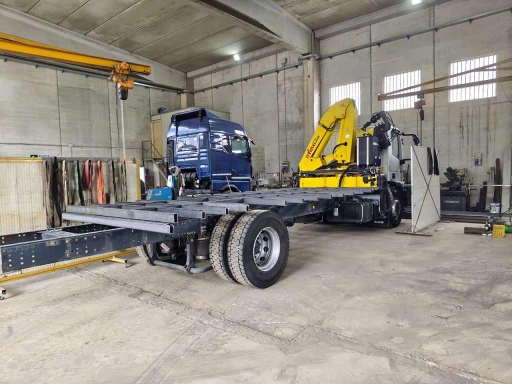 Iveco EUROCARGO 180E25K Foto 10