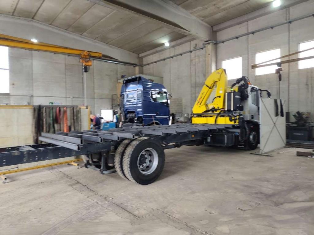 Iveco EUROCARGO 180E25K Foto 18
