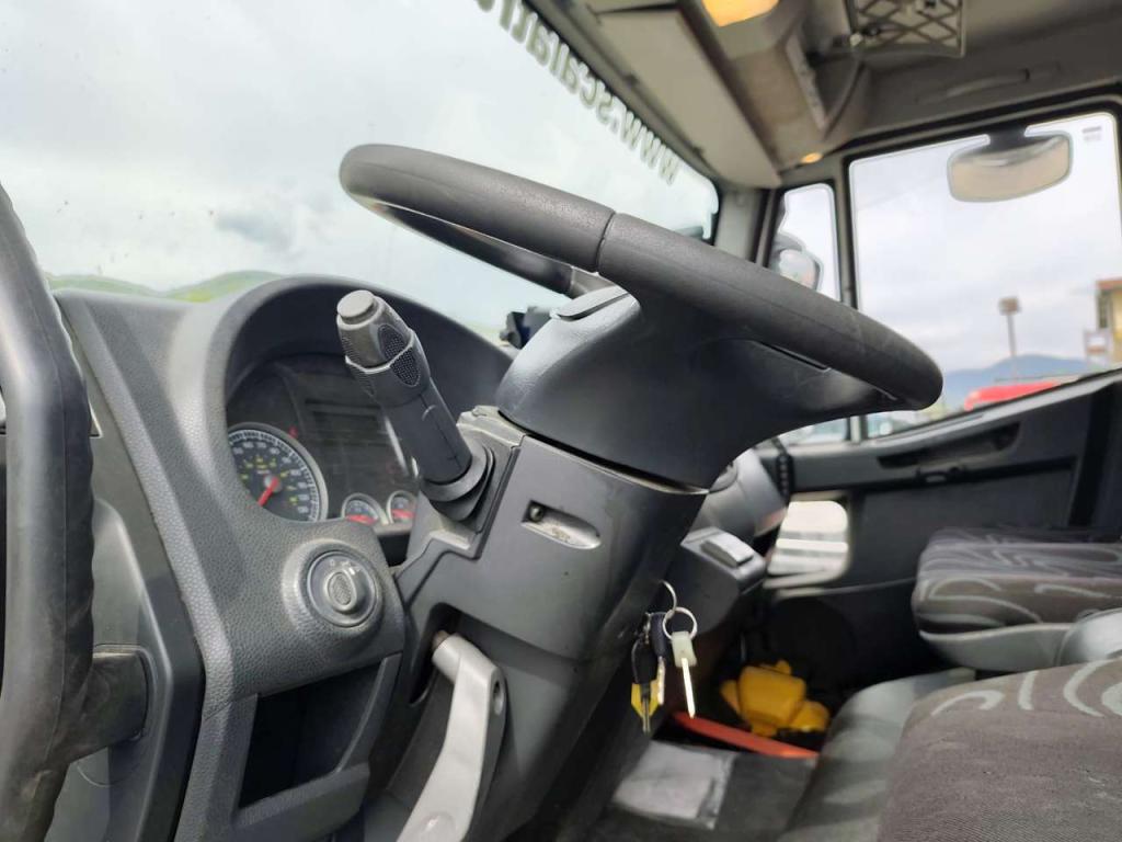 Iveco EUROCARGO 180E25K Foto 7