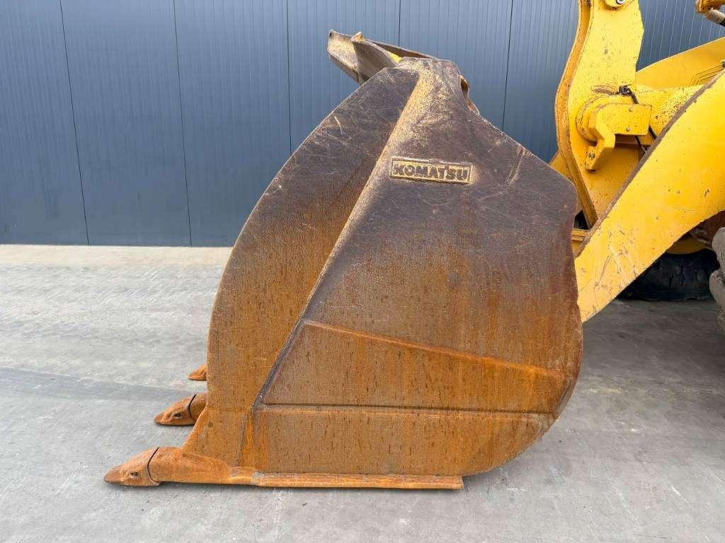 Komatsu WA470-8 Foto 16