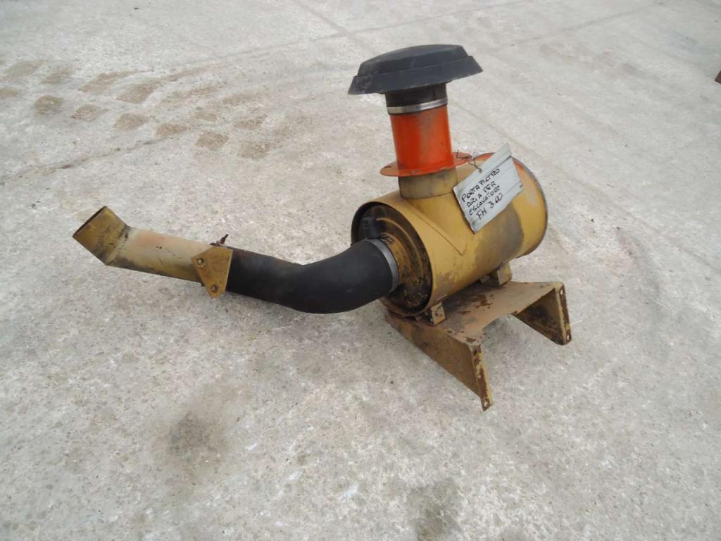 Supporto filtro aria per Fiat Hitachi FH300 Foto 2