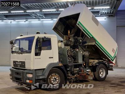 Man LE 15.250 4X2 Eurovoirie Sweeper Manual Steelsuspension Euro 3 in vendita da BAS World B.V.