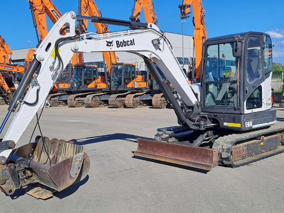 Bobcat E60 Foto 1