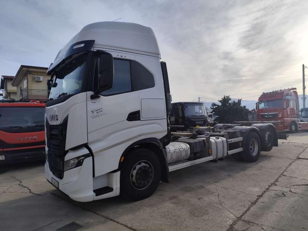 Iveco S-WAY 510 AS Foto 28