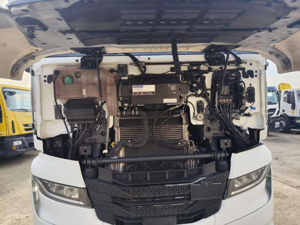 Iveco S-WAY 510 AS Foto 5