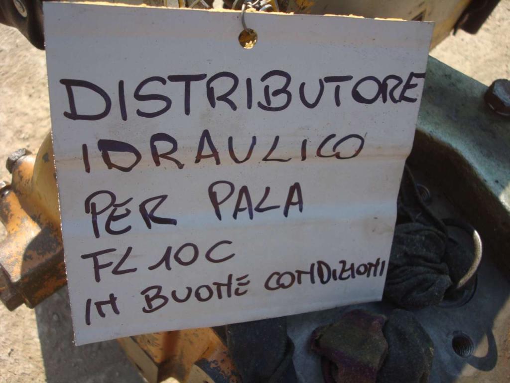 Distributore idraulico per Fiat Allis FL10C Foto 2