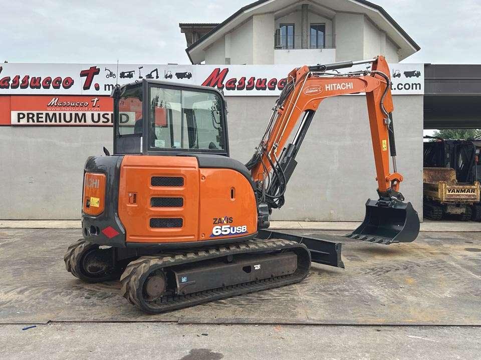 Hitachi ZX65USB-5 CLR Foto 23