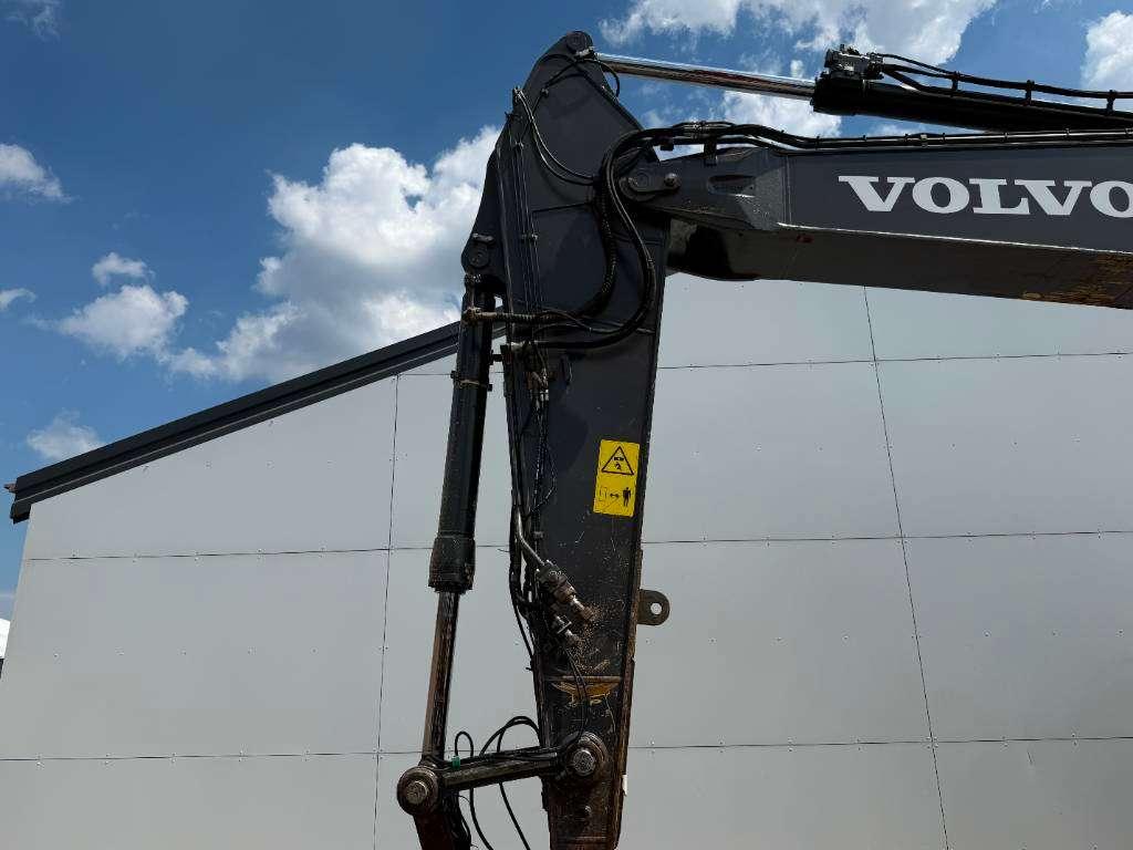 Volvo EC300EL - Hammer Lines / Automatic Greasing Foto 17