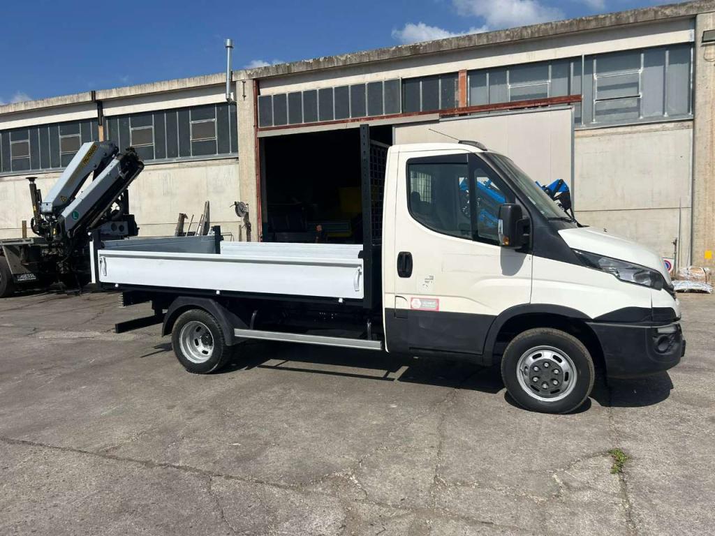 Iveco DAILY 35-120 Foto 12