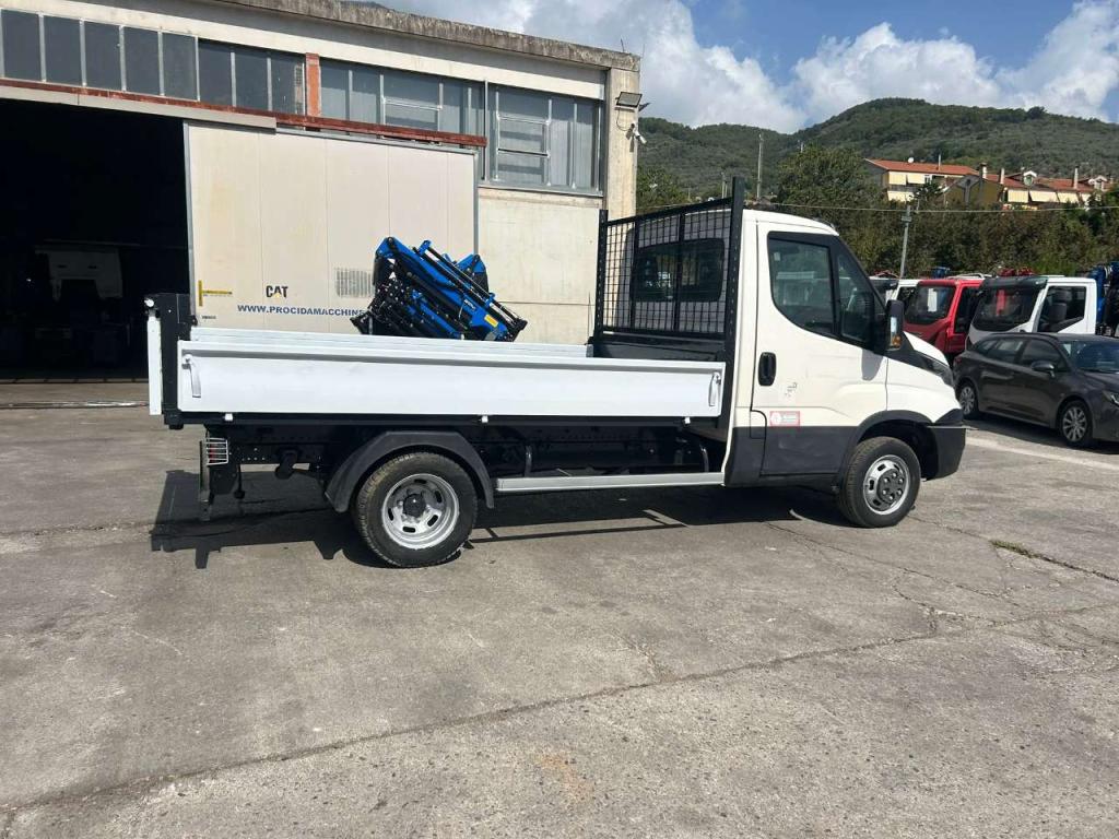 Iveco DAILY 35-120 Foto 9