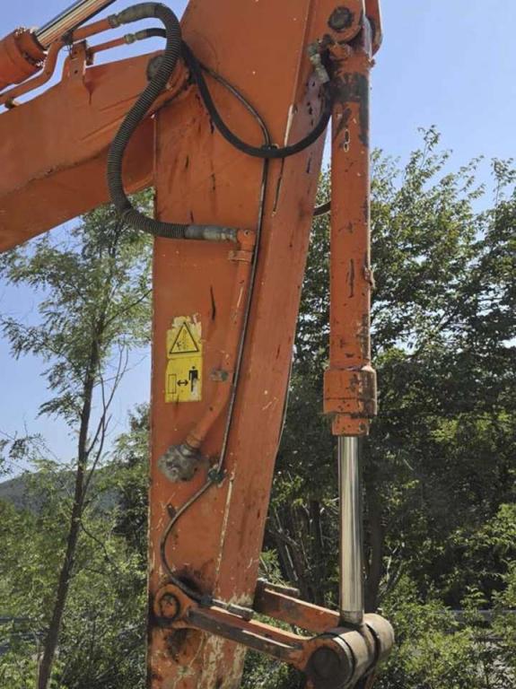 Hitachi Zaxis ZX240N-3 Foto 8