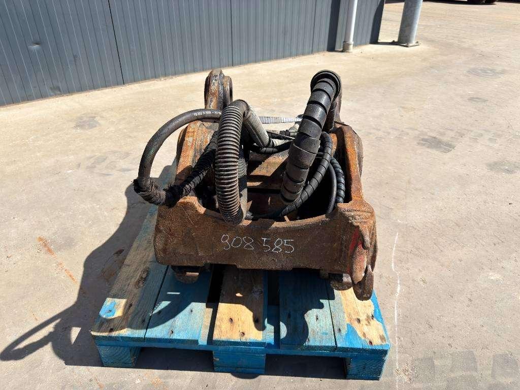 OilQuick OQ80 - 325D / 329D / 329E / 330F Foto 2