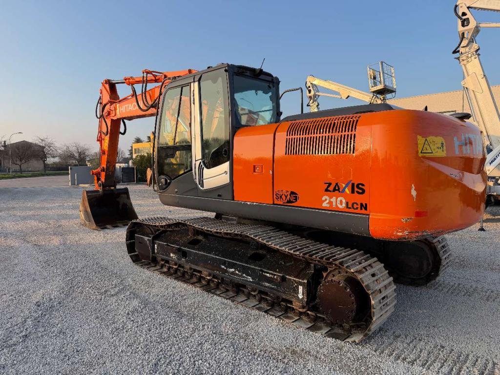 Hitachi ZX210 LCN-3 Foto 1