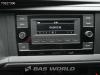 Volkswagen Transporter 110pk L2H1 Navi Airco Euro6 L2 Airco Foto 16 thumbnail