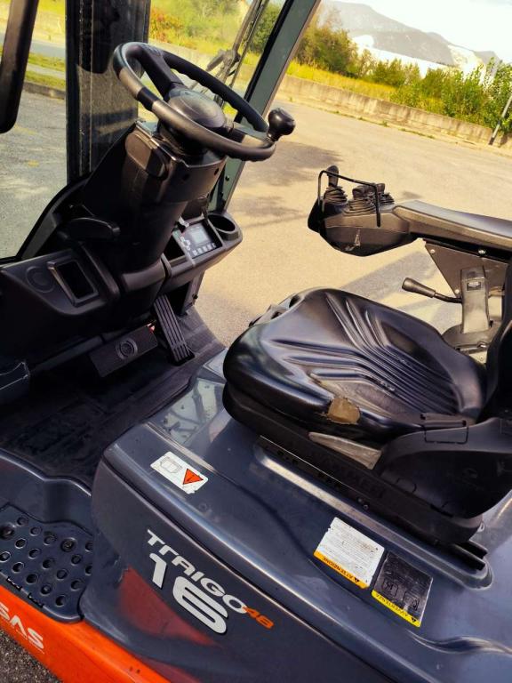Toyota TRAIGO 16 Foto 8