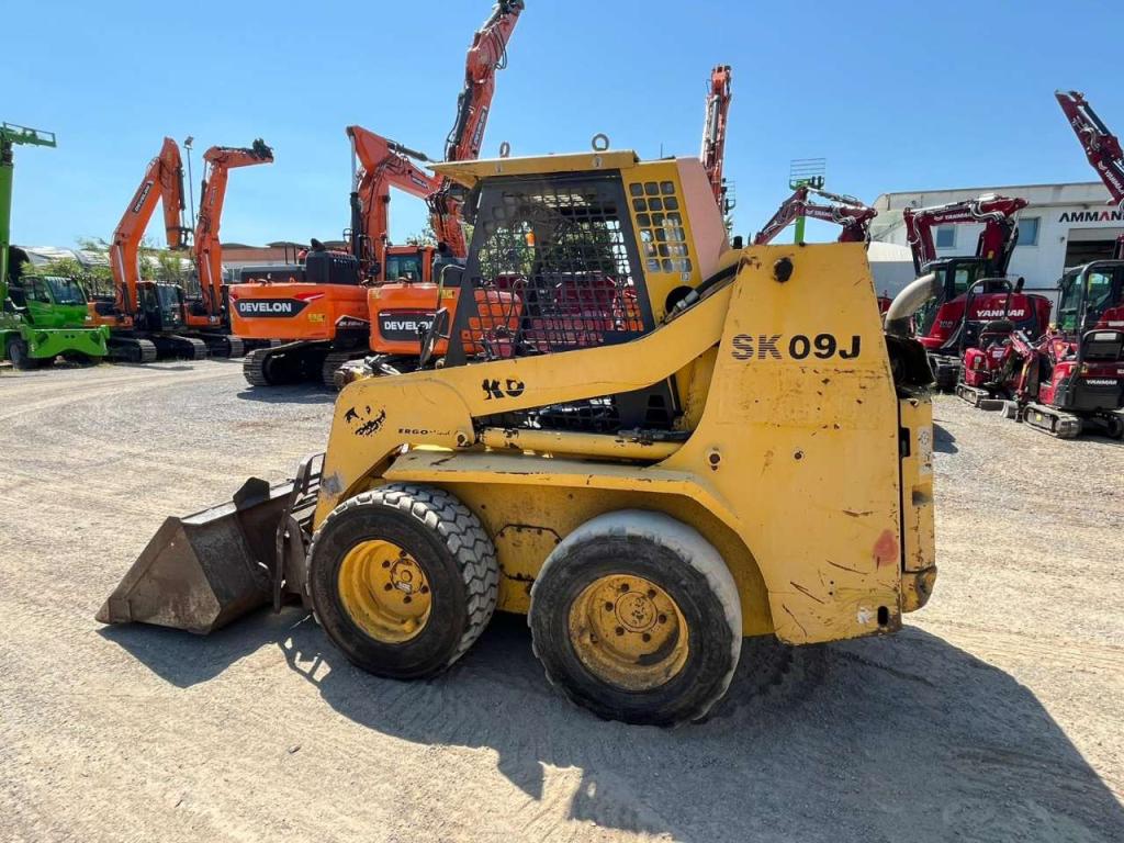 Komatsu SK 09 J Foto 6