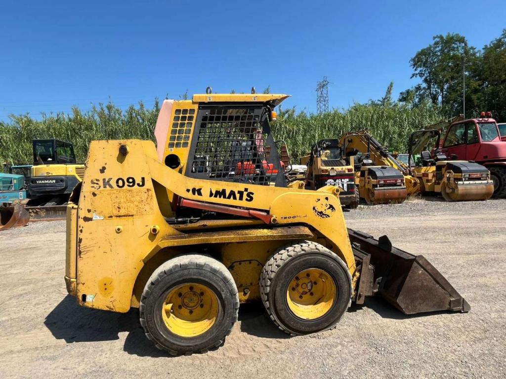 Komatsu SK 09 J Foto 8