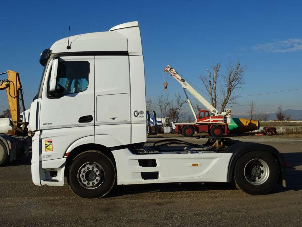 Mercedes-Benz ACTROS 1845 Foto 2
