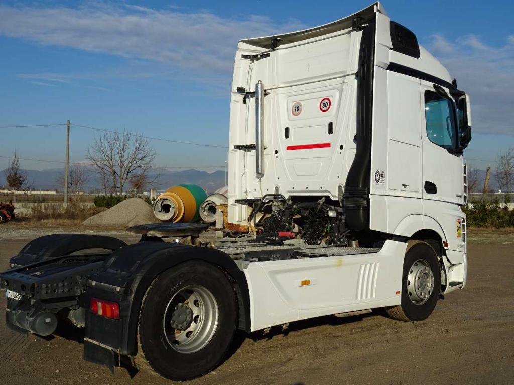 Mercedes-Benz ACTROS 1845 Foto 6