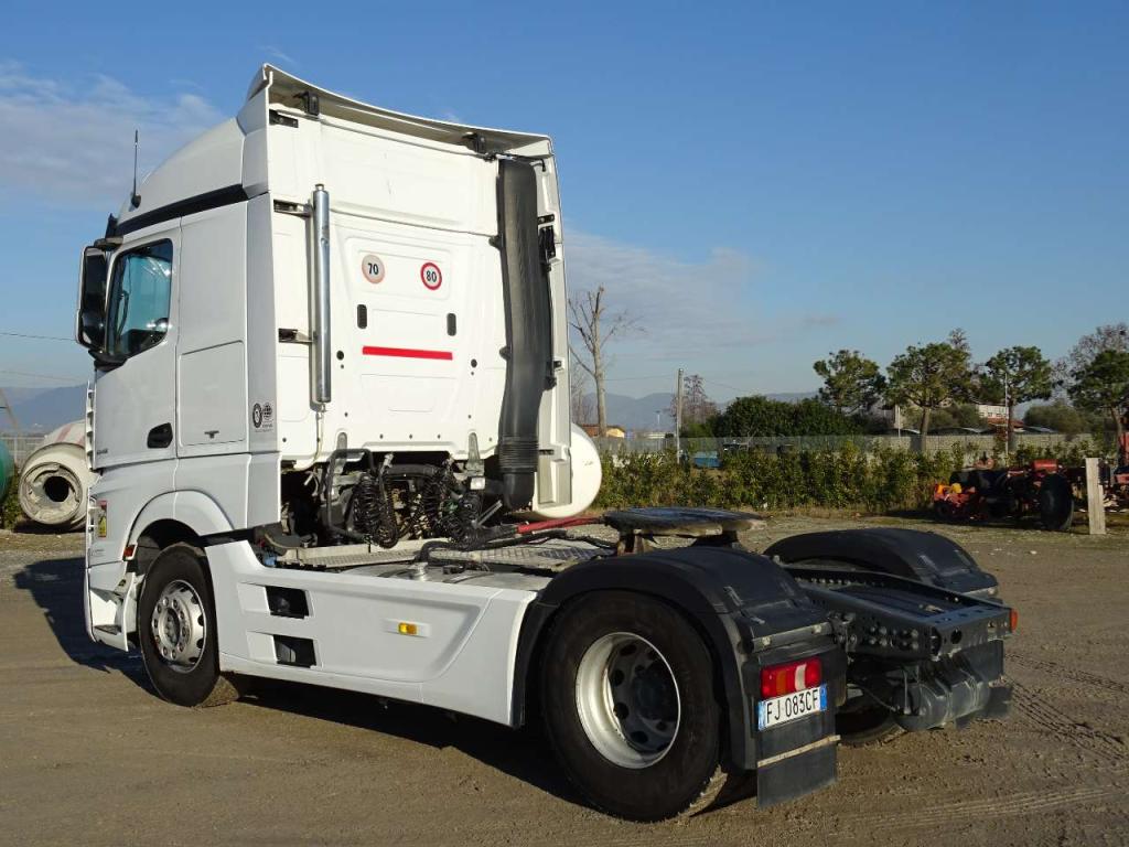Mercedes-Benz ACTROS 1845 Foto 7