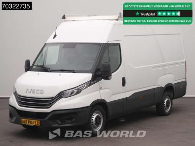 Iveco Daily 35S18 3.0L Automaat L2H2 ACC LED Airco Cruise Imperiaal Camera Euro6 L2 Airco Cruise control in vendita da BAS World B.V.