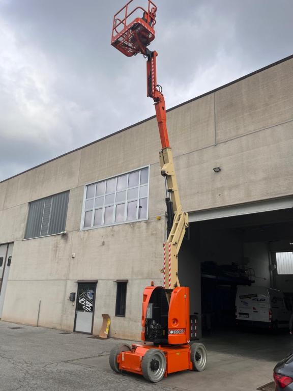 JLG E300AJP Foto 2