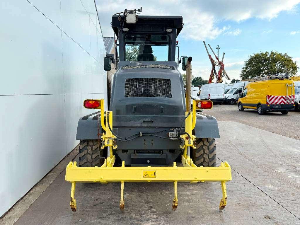 HBM - NOBAS BG110T-5  -  Front Blade + Ripper / TRIMBLE AS400 Foto 3
