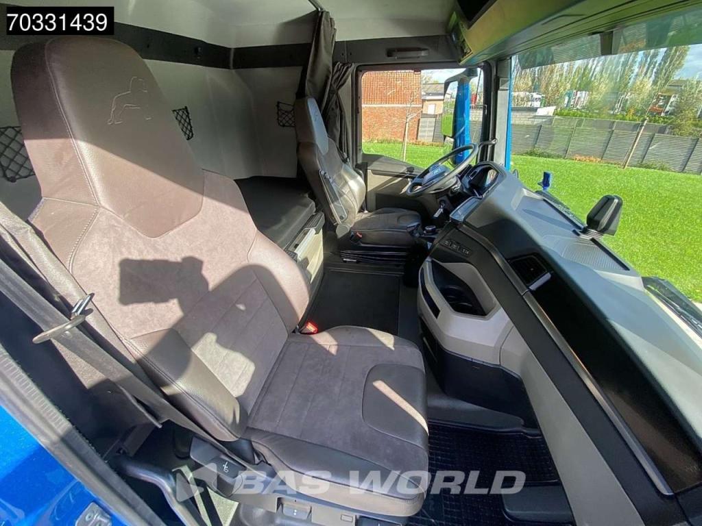 Man TGX 33.640 6X4 Foto 22