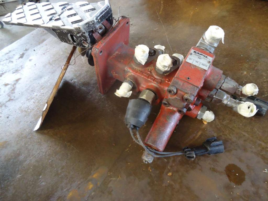Pedale freno per Fiat Hitachi FR160 Foto 2