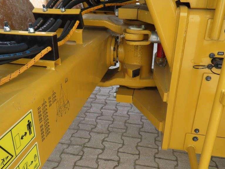 Caterpillar CS13 Foto 15