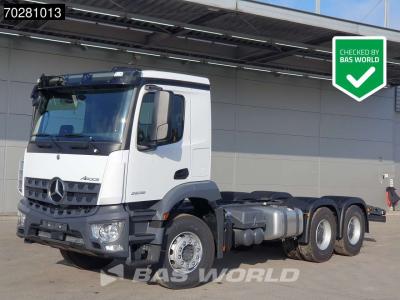 Mercedes Arocs 2636 6X4 NEW chassis Flywheel PTO Big-Axle Automatic Steelsuspension Euro 6 in vendita da BAS World B.V.