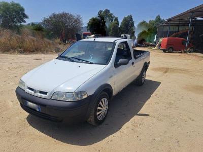 Fiat Strada in vendita da Pana srl