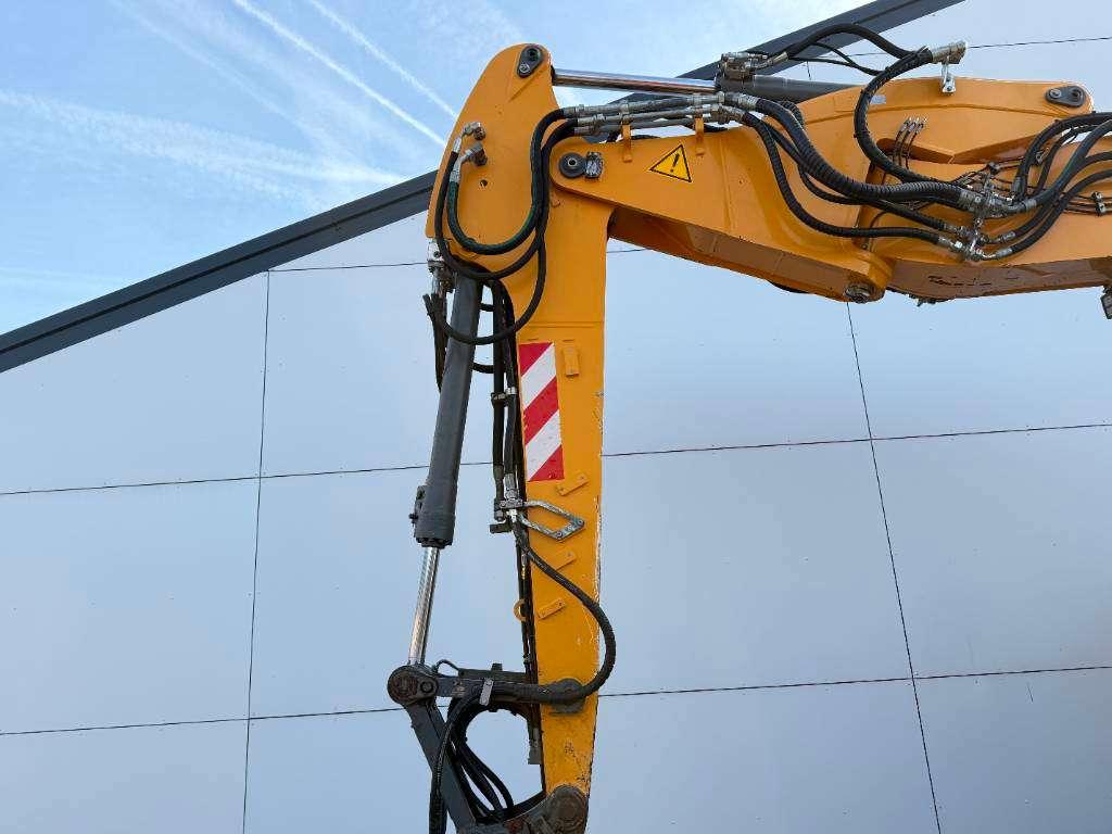 Liebherr A914 - Triple Boom / 2 extra Buckets! Foto 19
