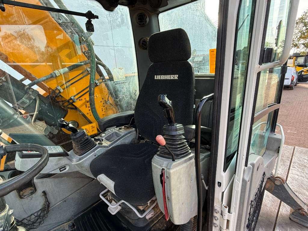 Liebherr A914 - Triple Boom / 2 extra Buckets! Foto 9