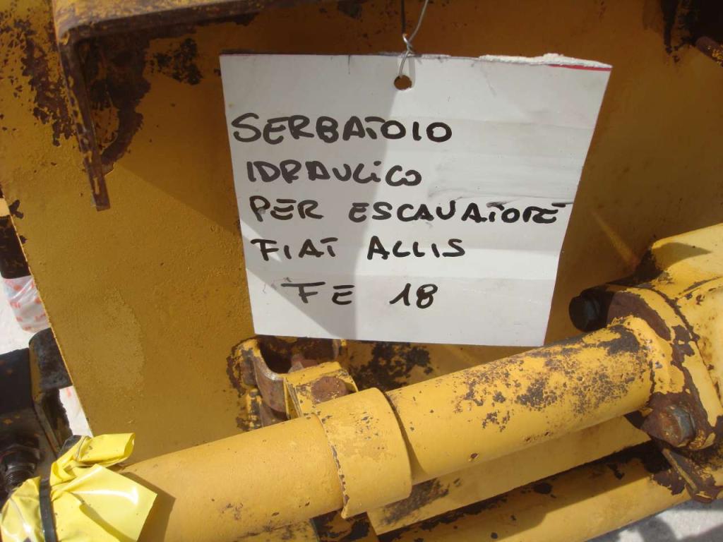Serbatoio olio idraulico per Fiat Allis FE 18 Foto 4