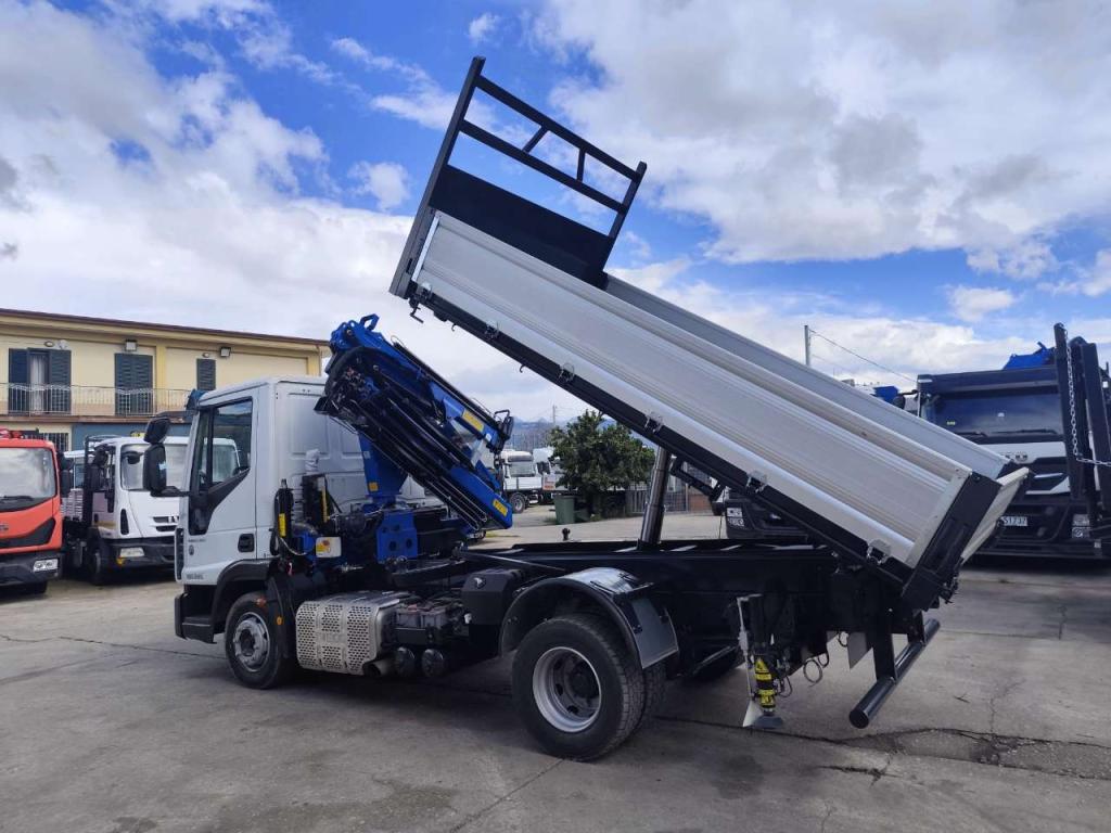 Iveco EUROCARGO 120-210L Foto 16