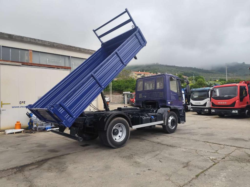 Iveco EUROCARGO 120E25K Foto 26