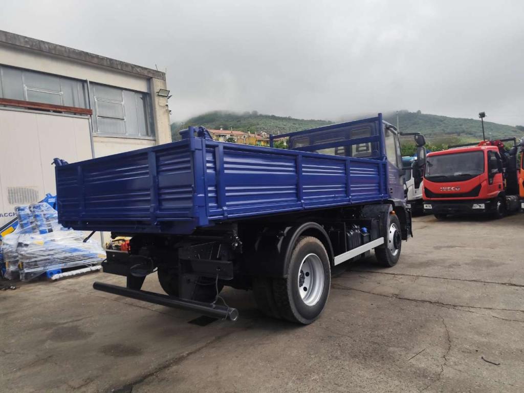Iveco EUROCARGO 120E25K Foto 4