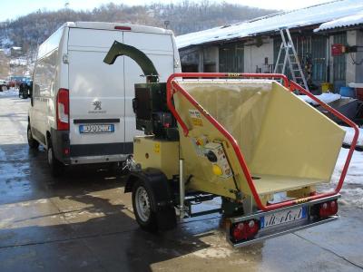 Negri R 280 CARRELLATO STRADALE - MOTORE KUBOTA in vendita da Giordano Srl