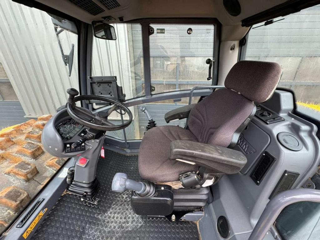 Hamm H13i Padfoot compactor Foto 18