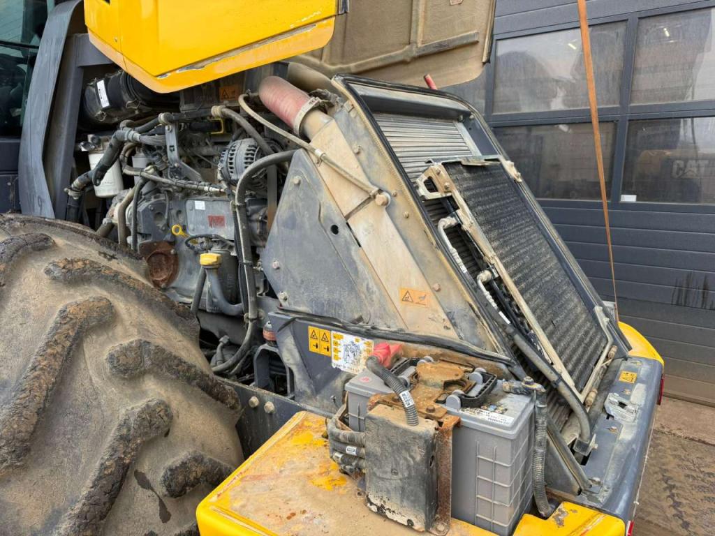 Hamm H13i Padfoot compactor Foto 23