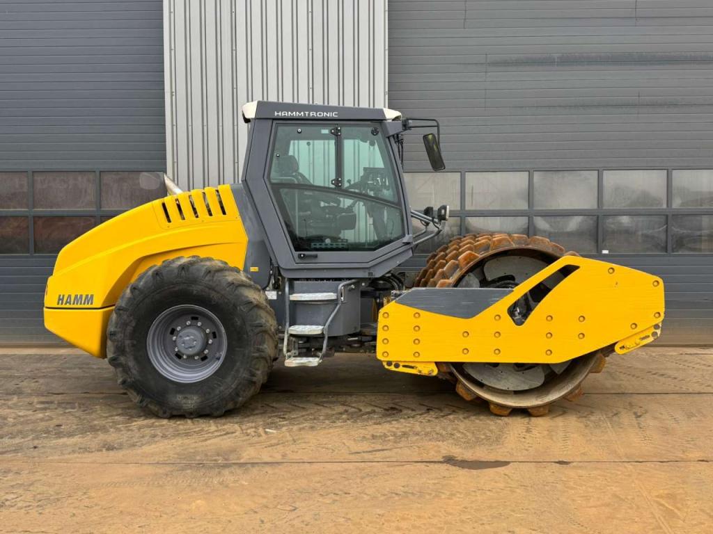 Hamm H13i Padfoot compactor Foto 6