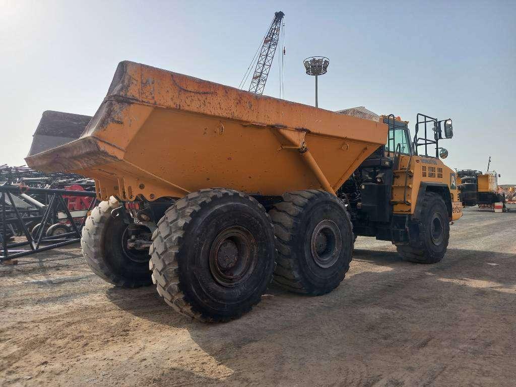 Komatsu HM400-3R (4 units available for sale in Abu Dhabi) Foto 10